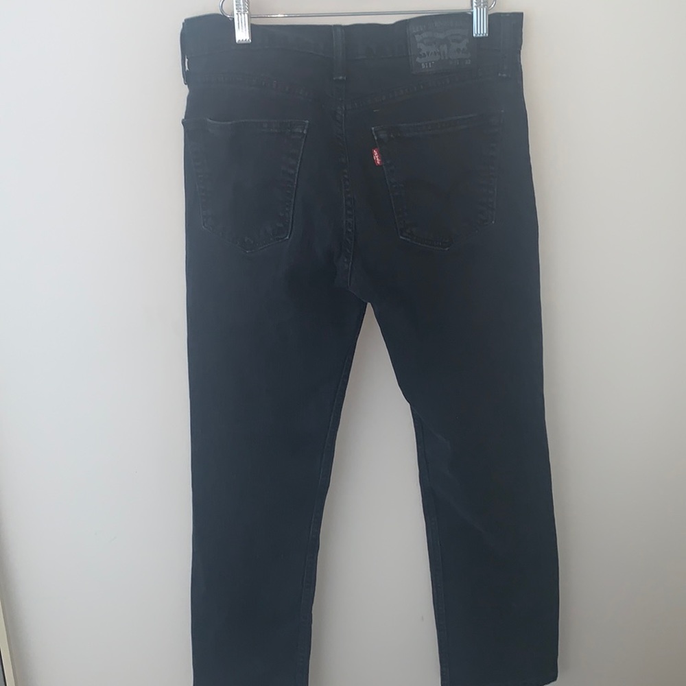 Levi mens jeans, fits woman’s 6